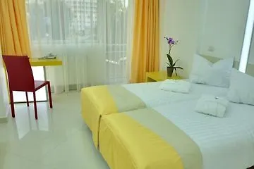 Hotel Christina Plus Boekarest 4*,  Roemenië