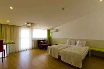 Hotel Christina Plus Bukarest