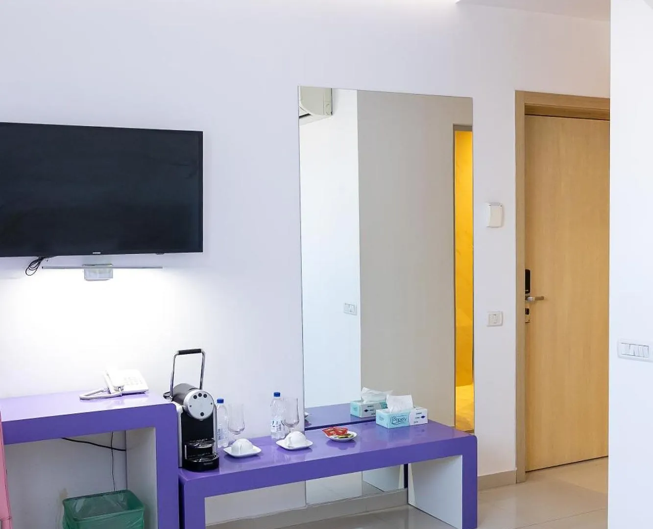 Hotel Christina Plus 4*, Bucharest